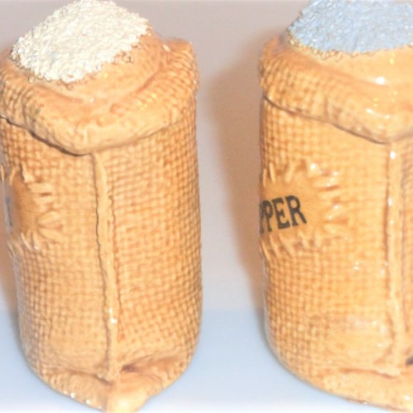Vintage POTATO SACK Salt & Pepper Shakers Hand Painted Salt & Pepper Collection - Picture 3 of 6